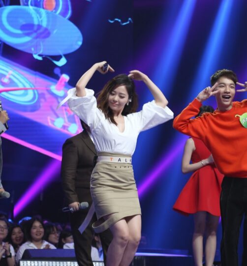 張靚穎8套性感生圖合集照-資源網站