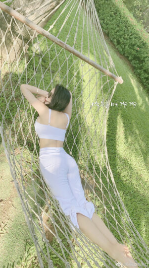 抖音網紅吃糖吐泡泡抖音視頻 無水印 包含街拍-資源網站