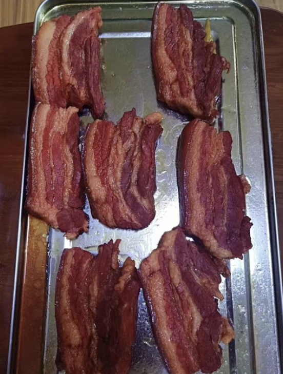 一口入魂！把子肉與甏肉干飯，解鎖地道小吃新體驗(yàn)-資源網(wǎng)站